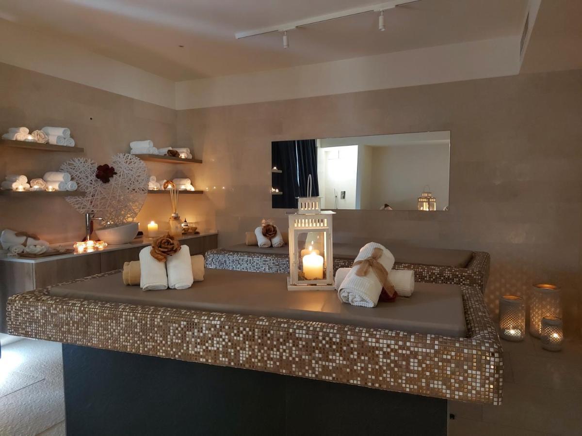 Hotel Nettuno Лидо-ди-Езоло Экстерьер фото